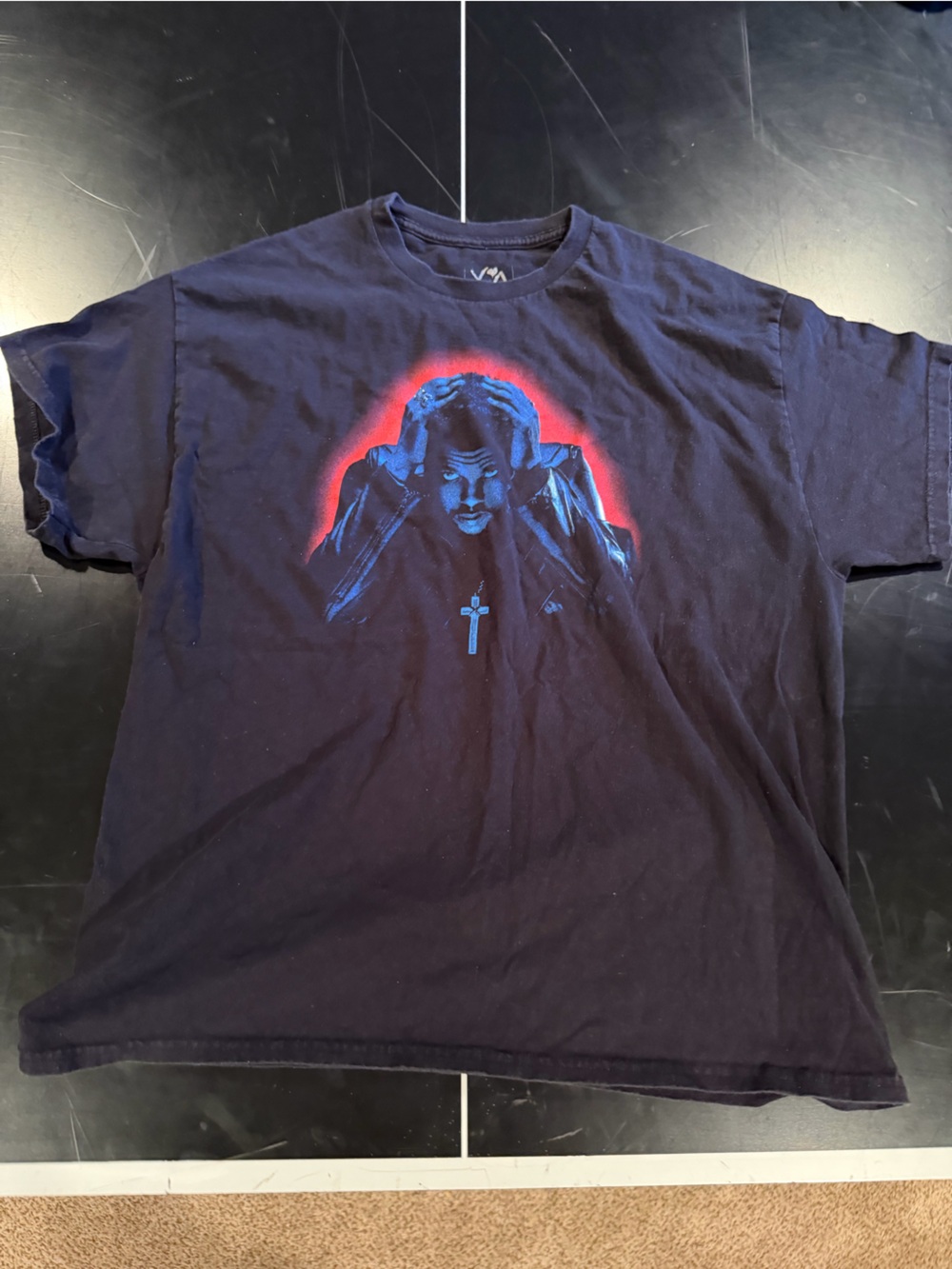 XOXO Black Short-Sleeve Tee with Red Halo and Blue Graphic
